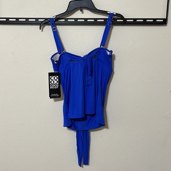 Coco Reef women’s convertible swim wear top - Picture 2 of 5